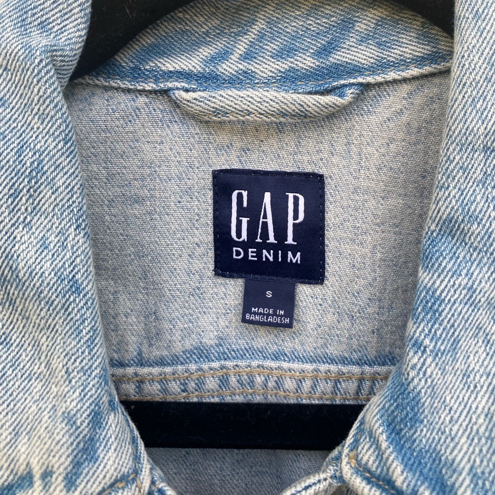 GAP Denim Jacket Puff Sleeve Icon Light Wash Size Small “Forever” Floral Painted - Picture 6 of 9